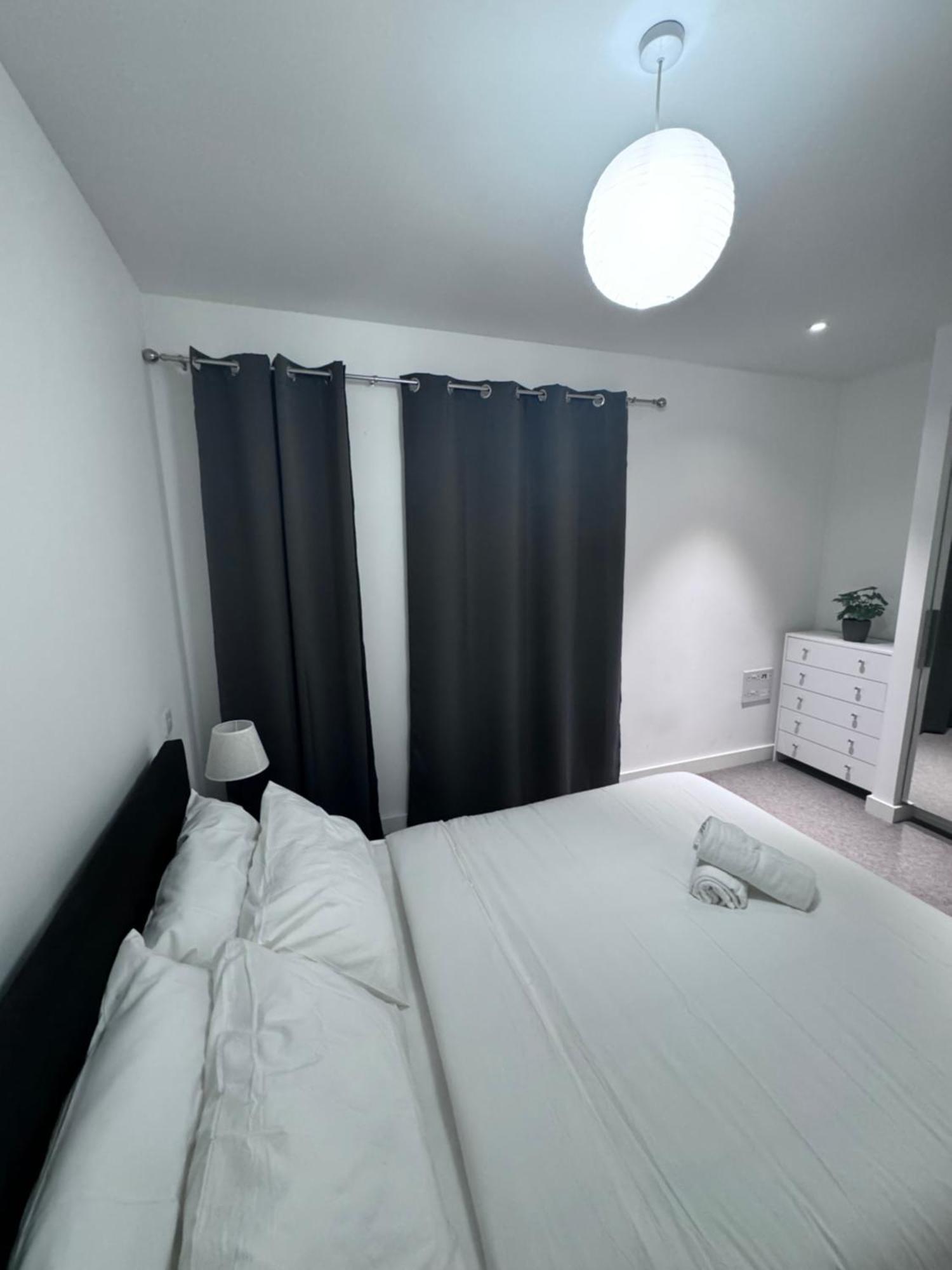 Canning Town London Hub Aptmt מראה חיצוני תמונה